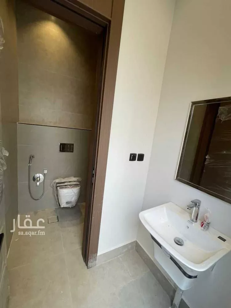 دور للبيع في شارع حسن بن عائض, حي النهضة, مدينة الرياض, منطقة الرياض صورة 4