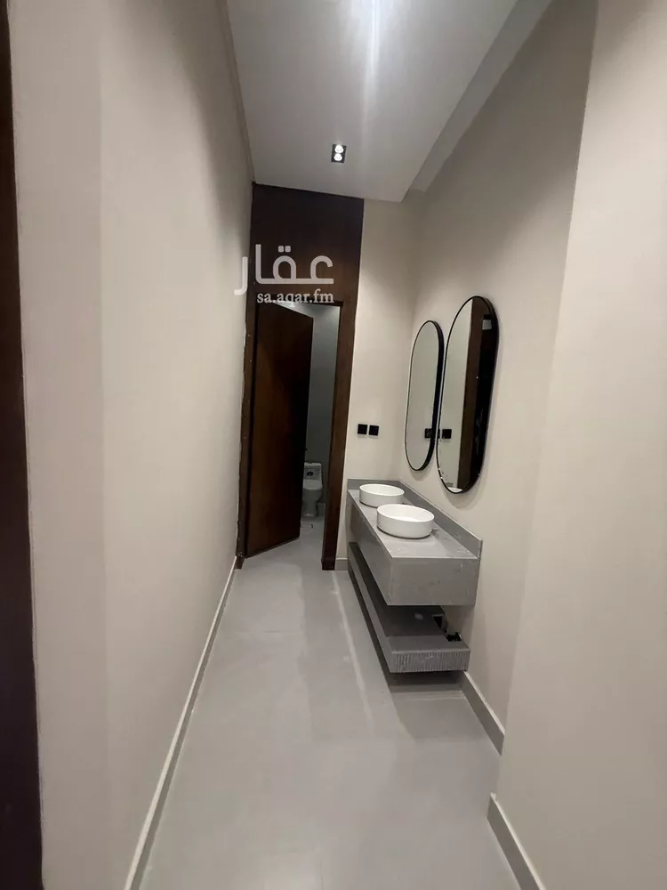 فيلا للبيع في شارع ممر40, حي عكاظ, مدينة الرياض, منطقة الرياض صورة 3