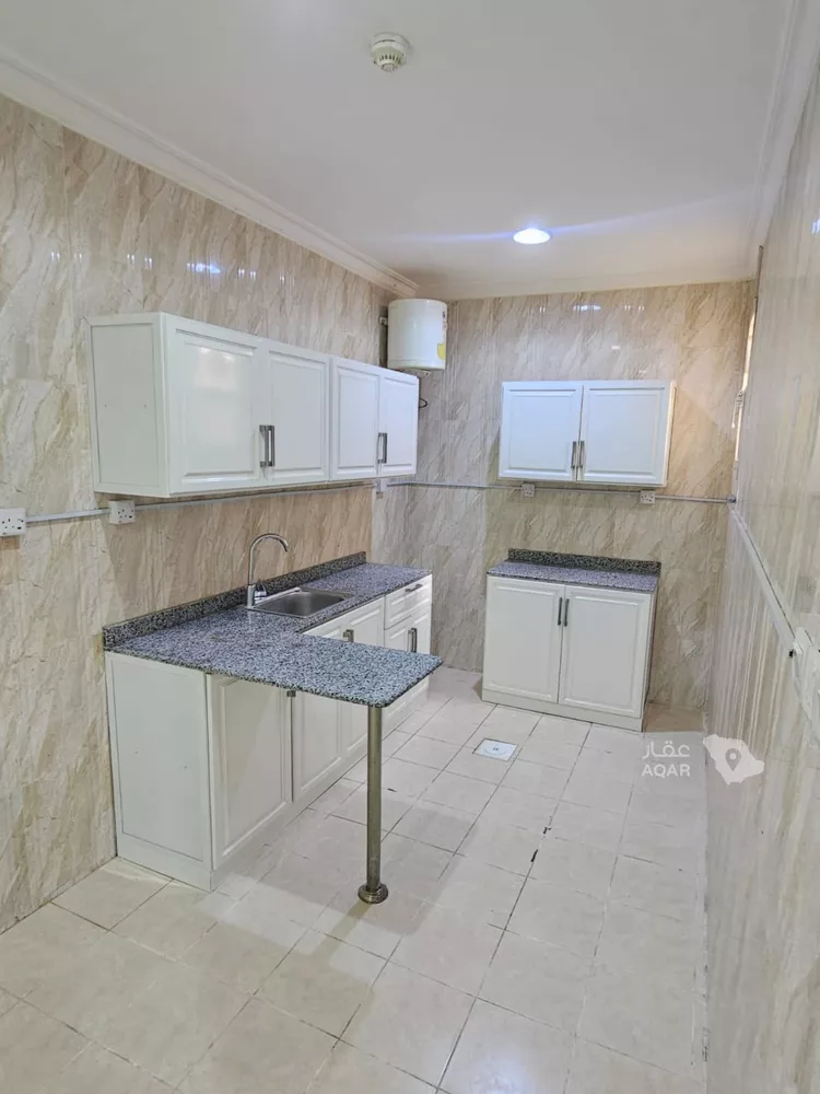 Apartment for Rent in Riyadh Ishbiliyah 3