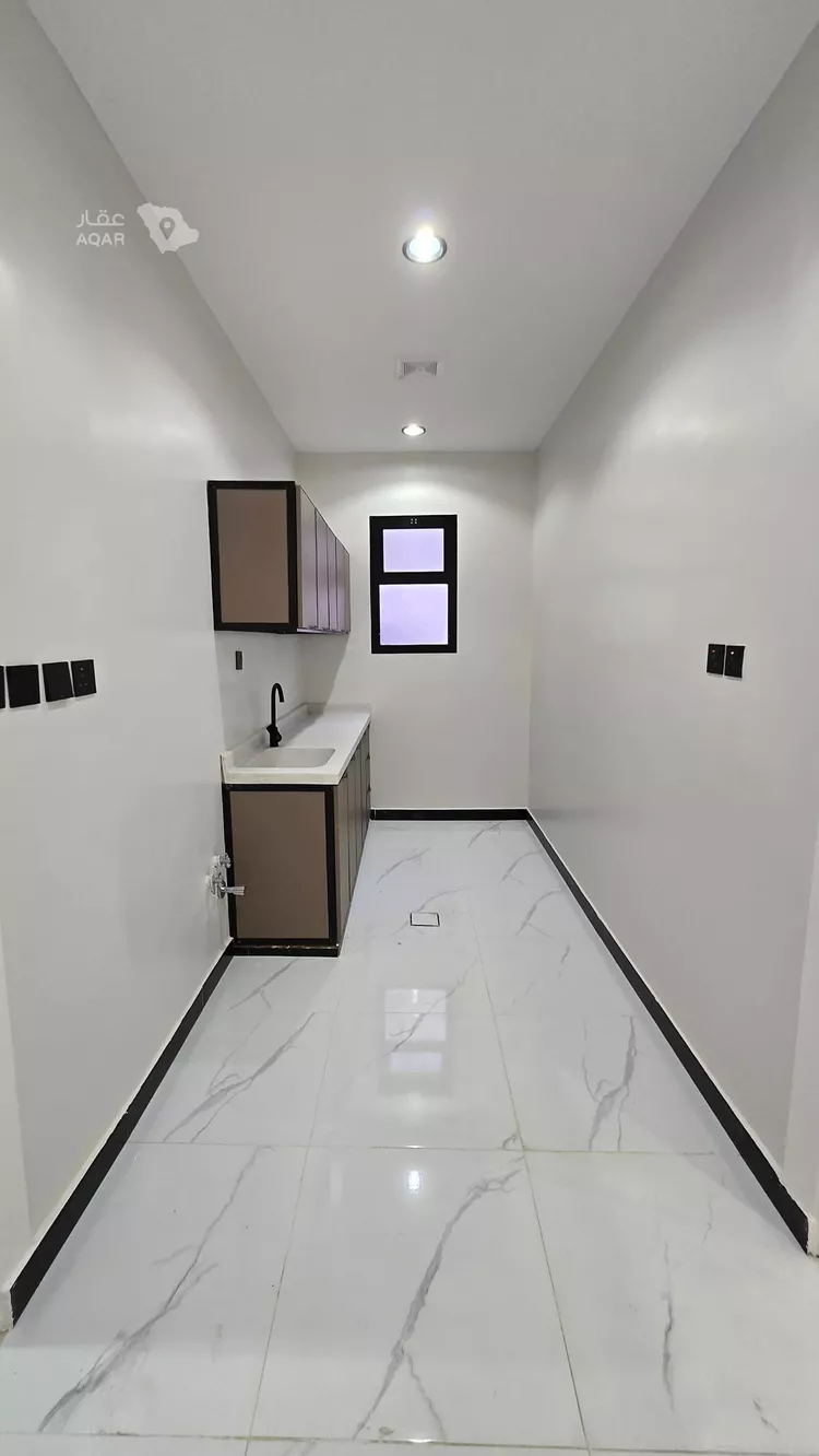 شقة للإيجار في شارع عبدالرحمن بن عزاز, حي الشهداء, مدينة الرياض, منطقة الرياض 2