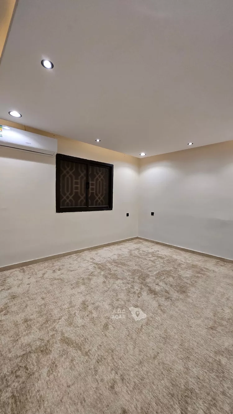 شقة للإيجار في شارع عبدالرحمن بن عزاز, حي الشهداء, مدينة الرياض, منطقة الرياض 5