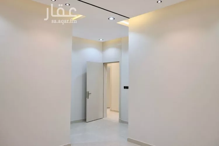 شقة للبيع في شارع 19 الربوه, حي الربوة, مدينة أبها, منطقة عسير صورة 2