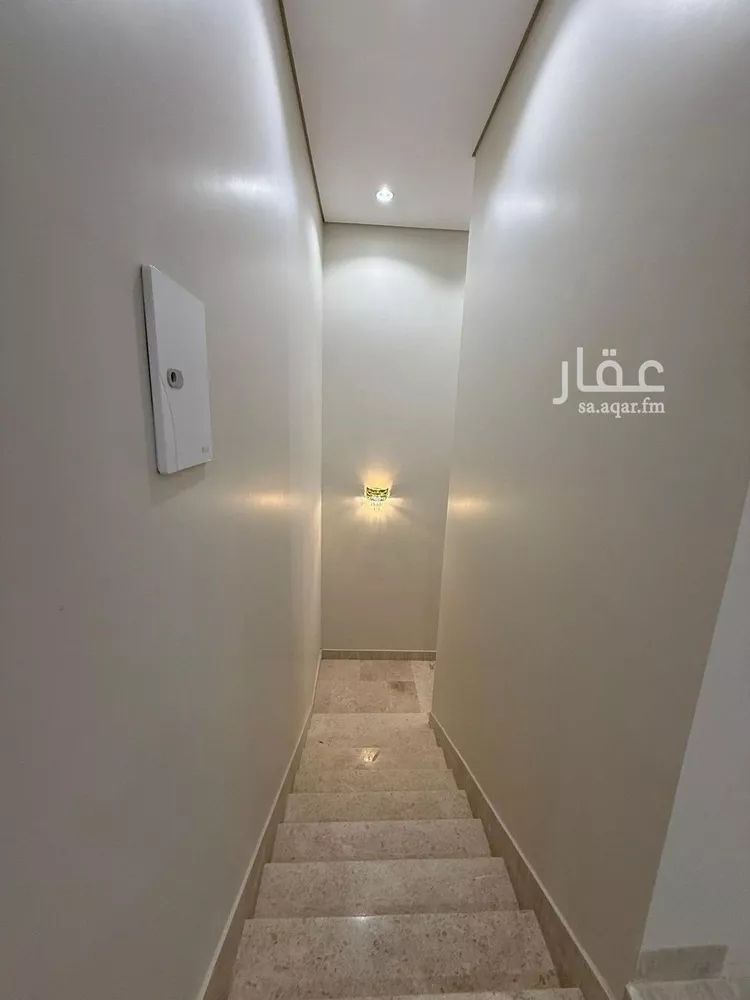 فيلا للبيع في شارع عمرو الاوسي, حي الحرابي, مدينة خميس مشيط, منطقة عسير صورة 3
