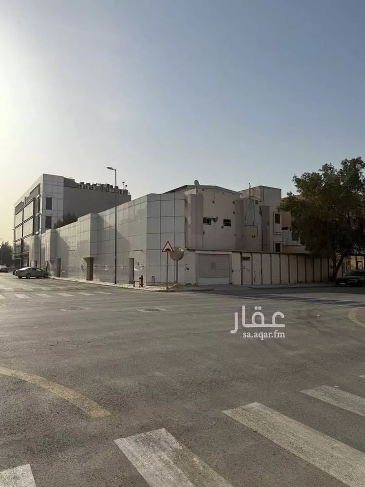 Building for Sale in Riyadh Al Malaz