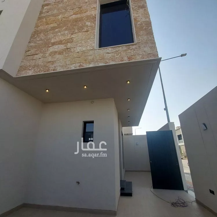 فيلا للبيع في شارع سليمان بن حمزة, حي النرجس, مدينة الرياض, منطقة الرياض صورة 2