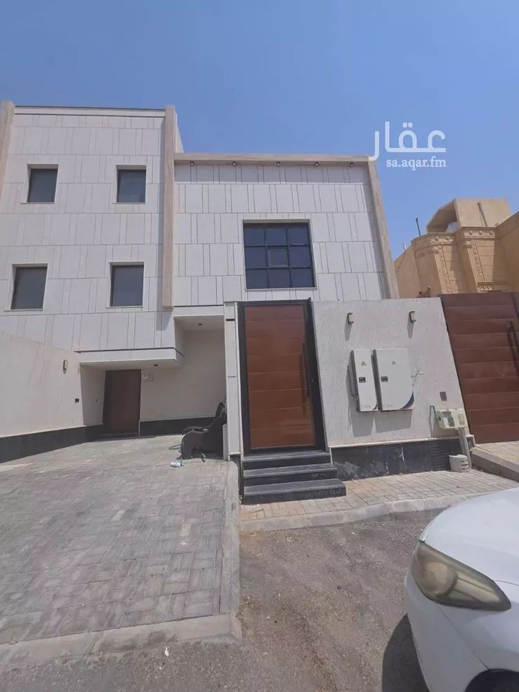 Floor for Sale in Riyadh Al Munsiyah