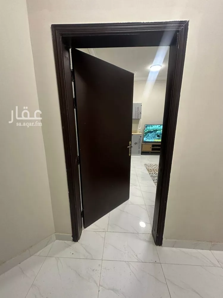 شقة للإيجار في شارع النقيل, حي ظهرة لبن, مدينة الرياض, منطقة الرياض صورة 2