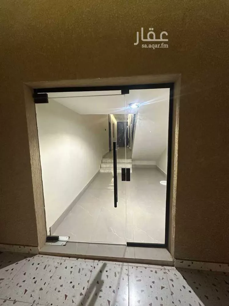شقة للإيجار في شارع أبي سفيان بن حرب, حي مغرزات, مدينة الرياض, منطقة الرياض صورة 3