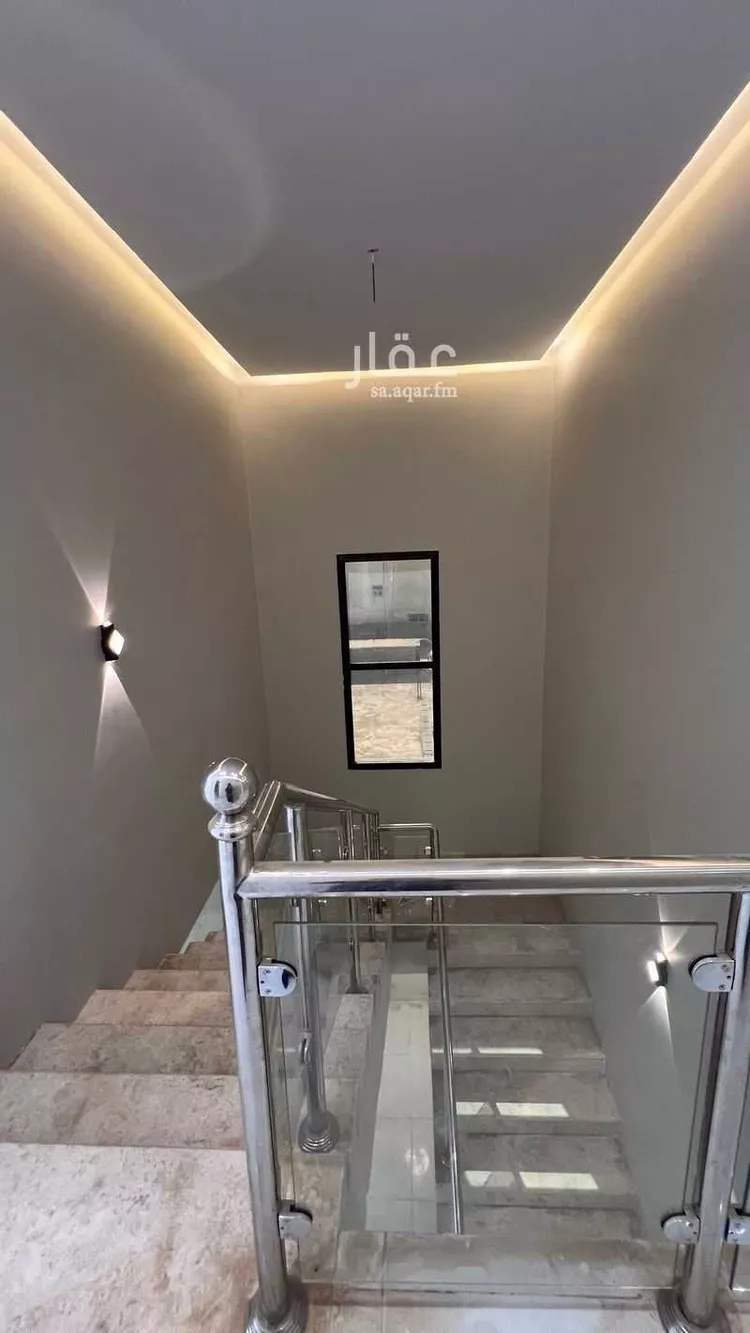 فيلا للبيع في شارع عبدالله ابن الياس, حي القادسية الثانى, مدينة تبوك, منطقة تبوك صورة 5