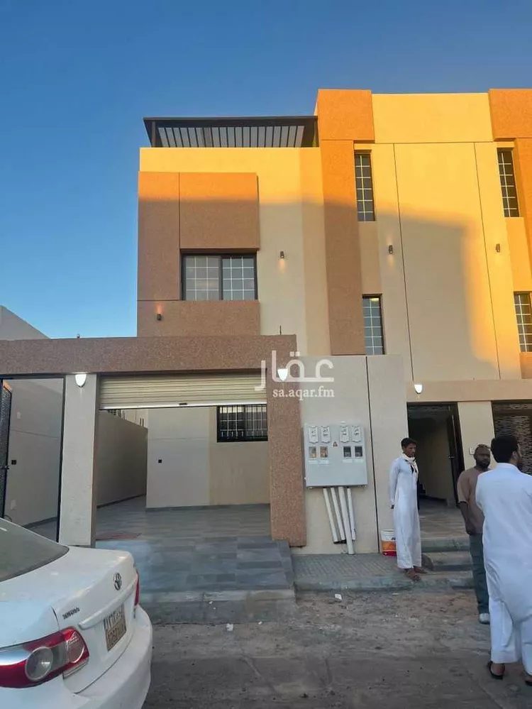 فيلا للبيع في شارع الكمال بن طلحه, حي الصفاء, مدينة تبوك, منطقة تبوك