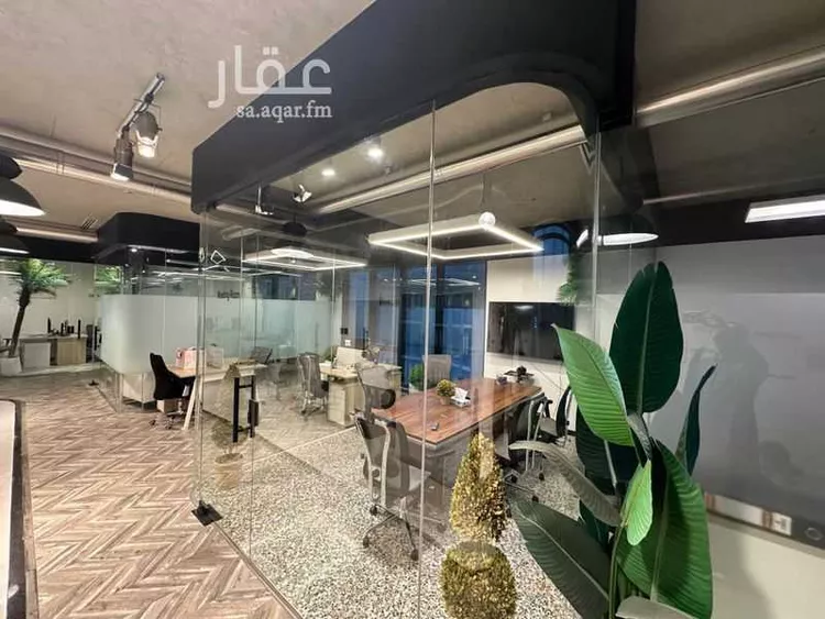 مكتب تجاري للإيجار في شارع فراس بن النضر ، حي العليا ، الخبر ، الخبر
