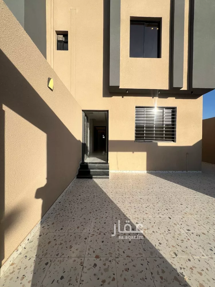 دور للبيع في شارع ابي الفوارس الكلبي, حي النور, مدينة خميس مشيط, منطقة عسير صورة 3