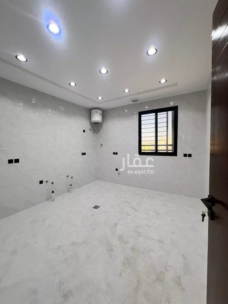 دور للبيع في شارع ابي بكر الصفي, حي اليرموك, مدينة خميس مشيط, منطقة عسير صورة 2