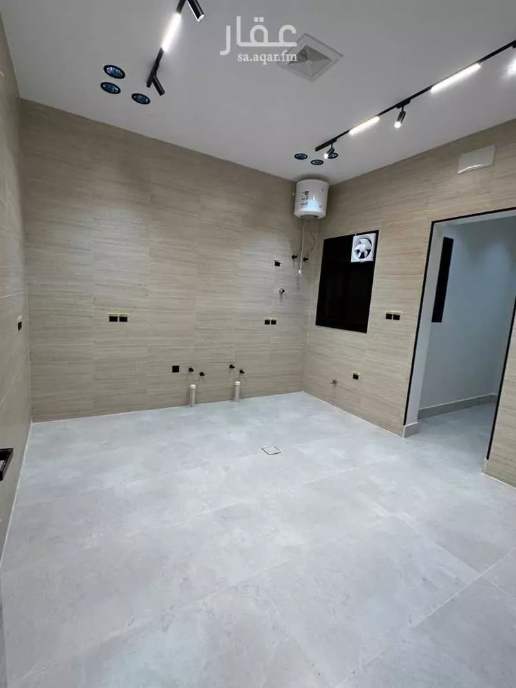 Floor for Sale in Khamis Mushait Al Moosa Subdivision صورة 4