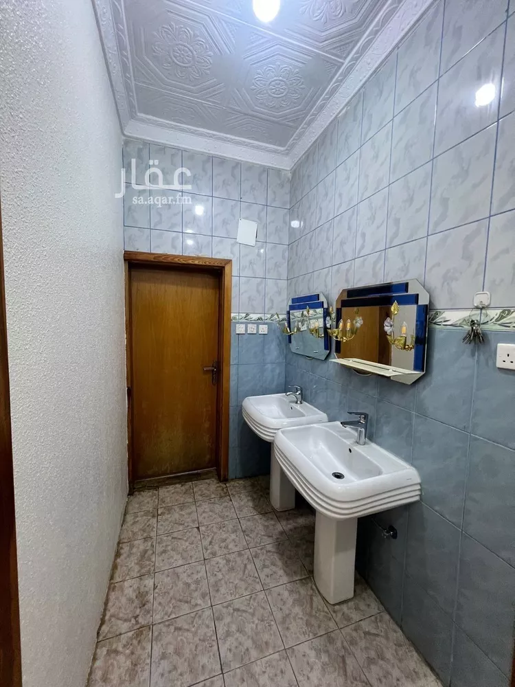 عمارة للبيع في شارع المعمورة 118, حي المعمورة, مدينة خميس مشيط, منطقة عسير صورة 4