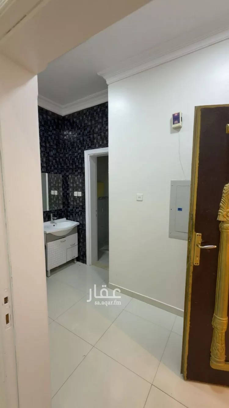 شقة للإيجار في شارع وادي البطحاء, حي الملقا, مدينة الرياض, منطقة الرياض صورة 5