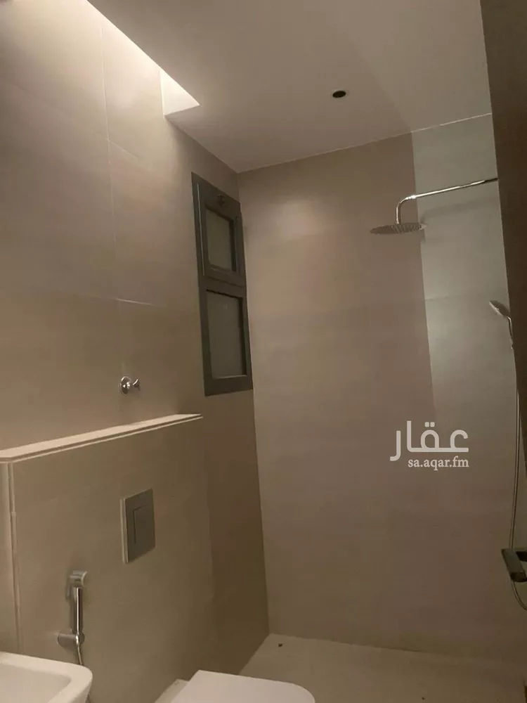 شقة للإيجار في شارع الشيخ عبدالله بن جبرين, حي القيروان, مدينة الرياض, منطقة الرياض صورة 2