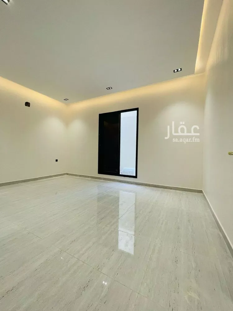 دور للبيع في شارع شقرون المغراوي, حي عكاظ, مدينة الرياض, منطقة الرياض صورة 3