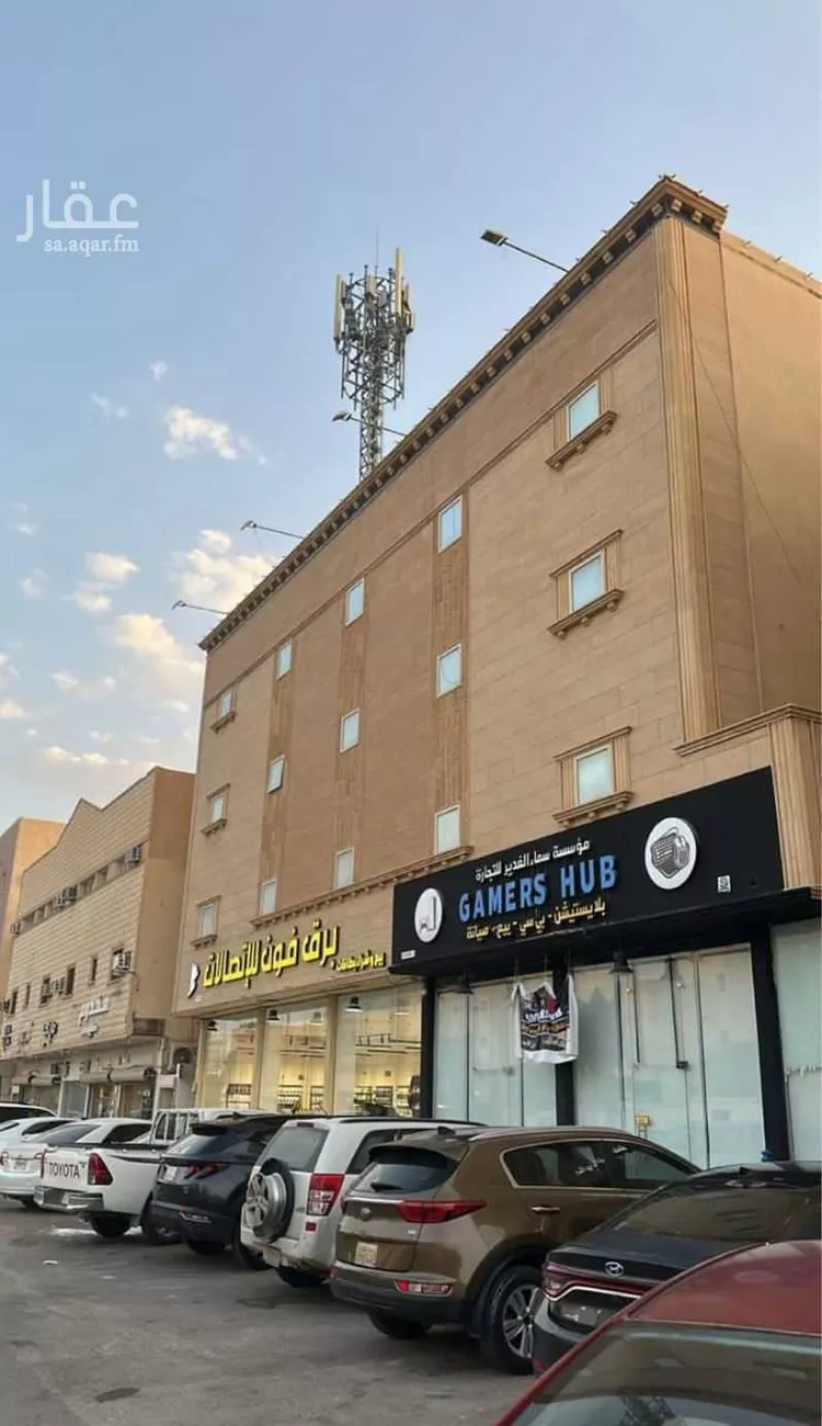 عمارة للإيجار في شارع سلمان بن عبدالعزيز, حي النهضة, مدينة بريده, منطقة القصيم