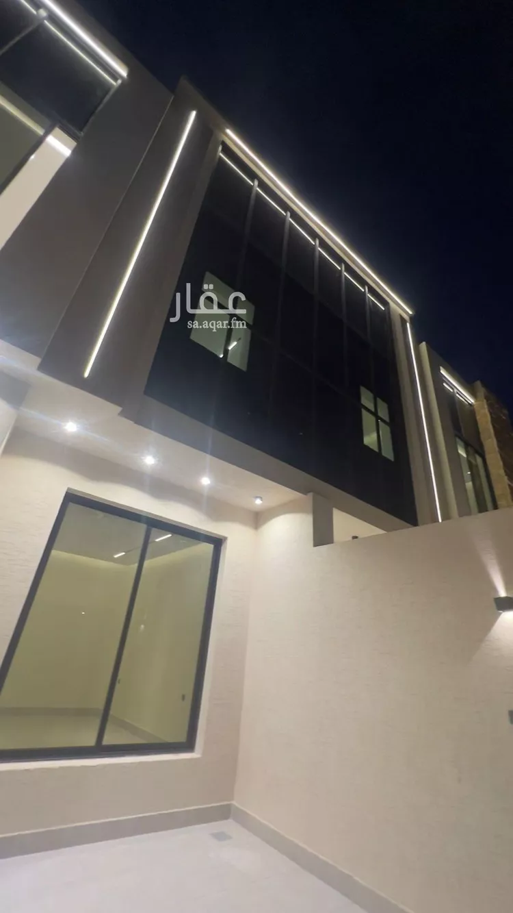 فيلا للبيع في شارع أنور الجندي, حي عكاظ, مدينة الرياض, منطقة الرياض