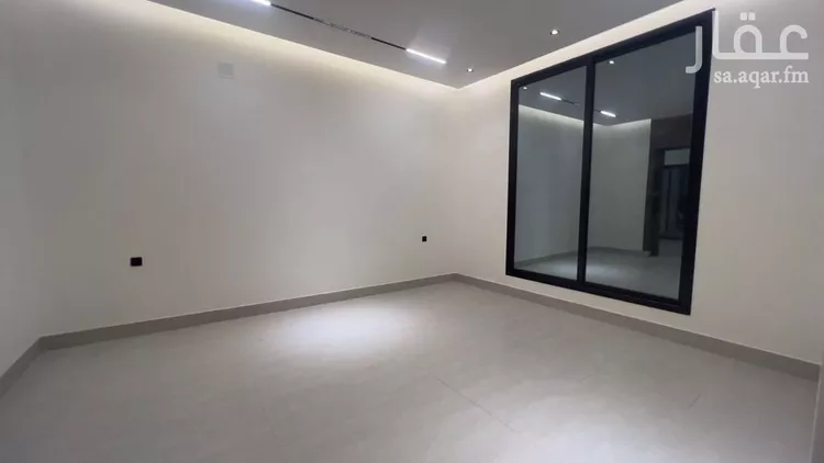 فيلا للبيع في شارع أنور الجندي, حي عكاظ, مدينة الرياض, منطقة الرياض صورة 4