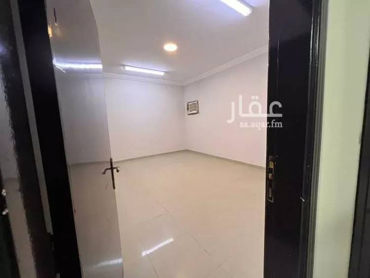 شقة للإيجار في شارع عمار بن ياسر, حي ظهرة العودة شرق, مدينة الدرعية, منطقة الرياض صورة 2