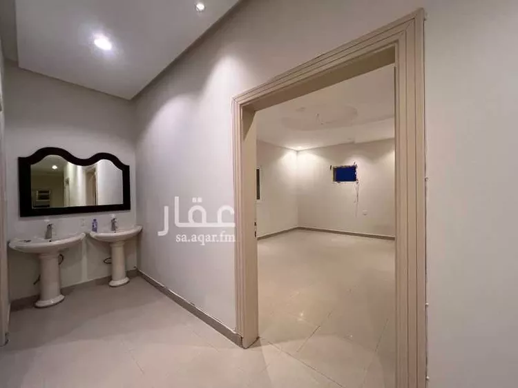 شقة للإيجار في شارع عمار بن ياسر, حي ظهرة العودة شرق, مدينة الدرعية, منطقة الرياض