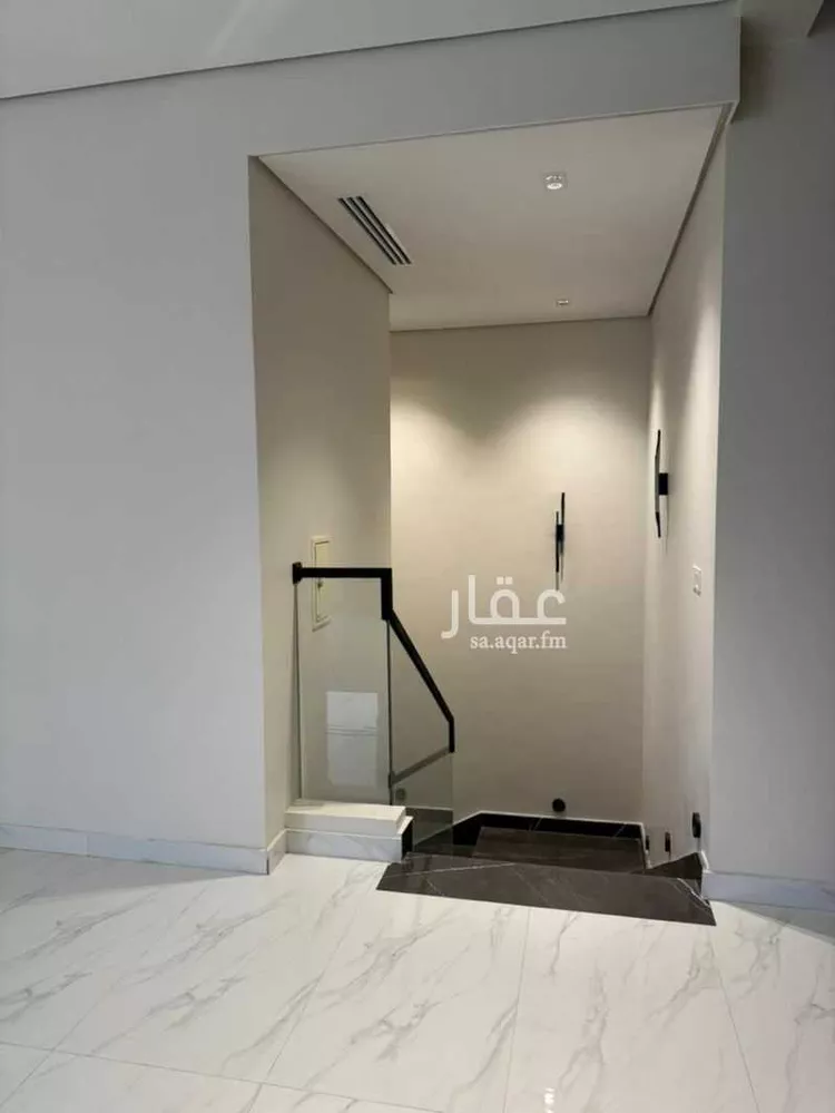 فيلا للبيع في شارع عبدالواحد اللغوي, حي المهدية, مدينة الرياض, منطقة الرياض صورة 5