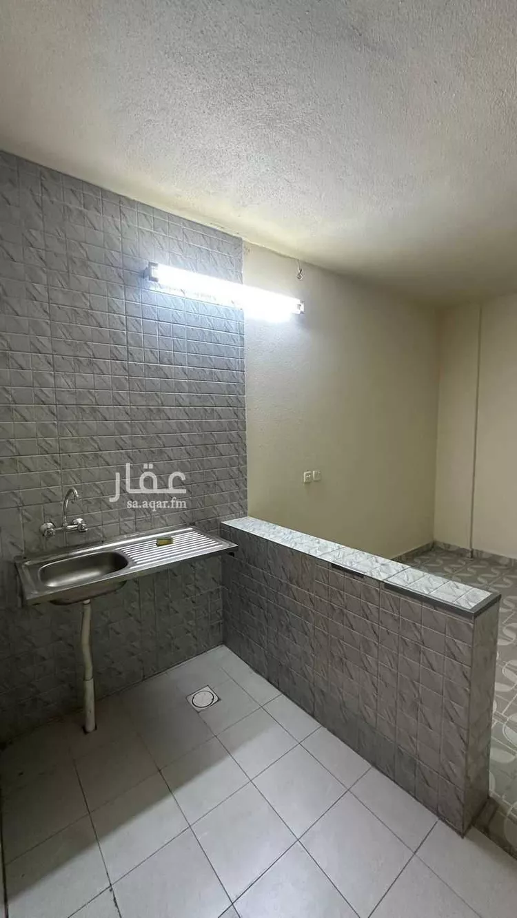 غرفة للإيجار في شارع خالد بن فهد العرابي ، حي الجال ، الطائف ، الطائف