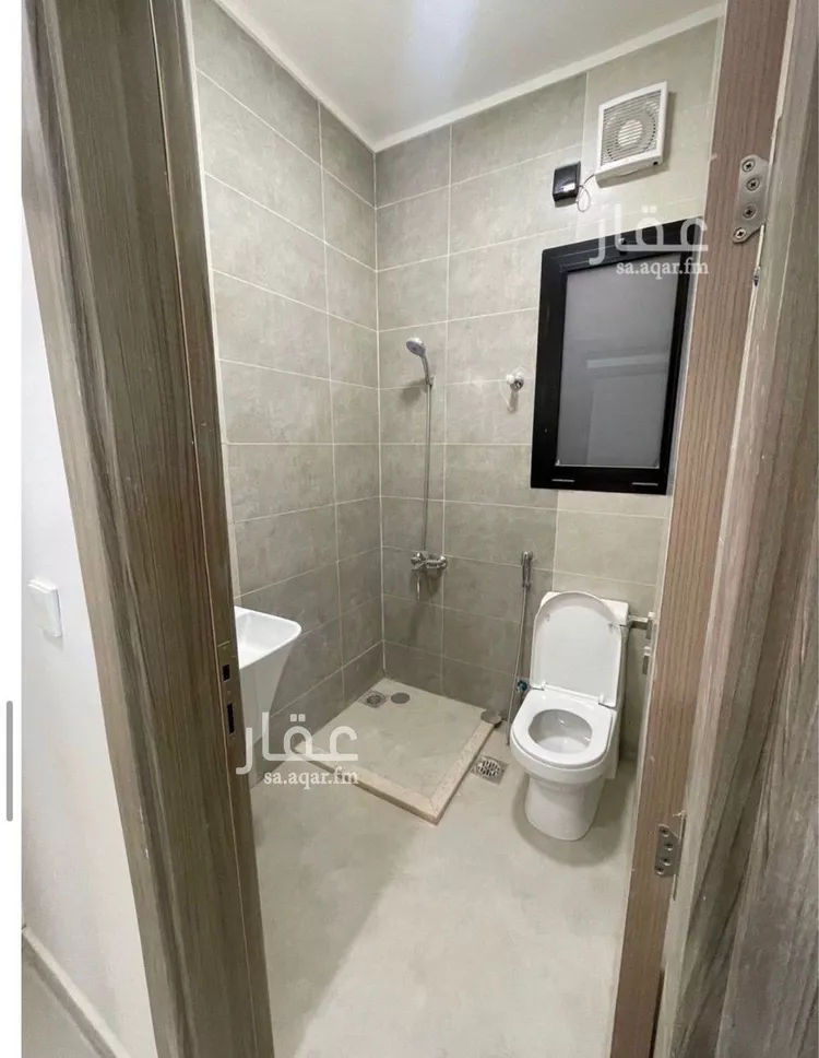 فيلا للإيجار في شارع 580, حي مطار الملك خالد الدولي, مدينة الرياض, منطقة الرياض صورة 3