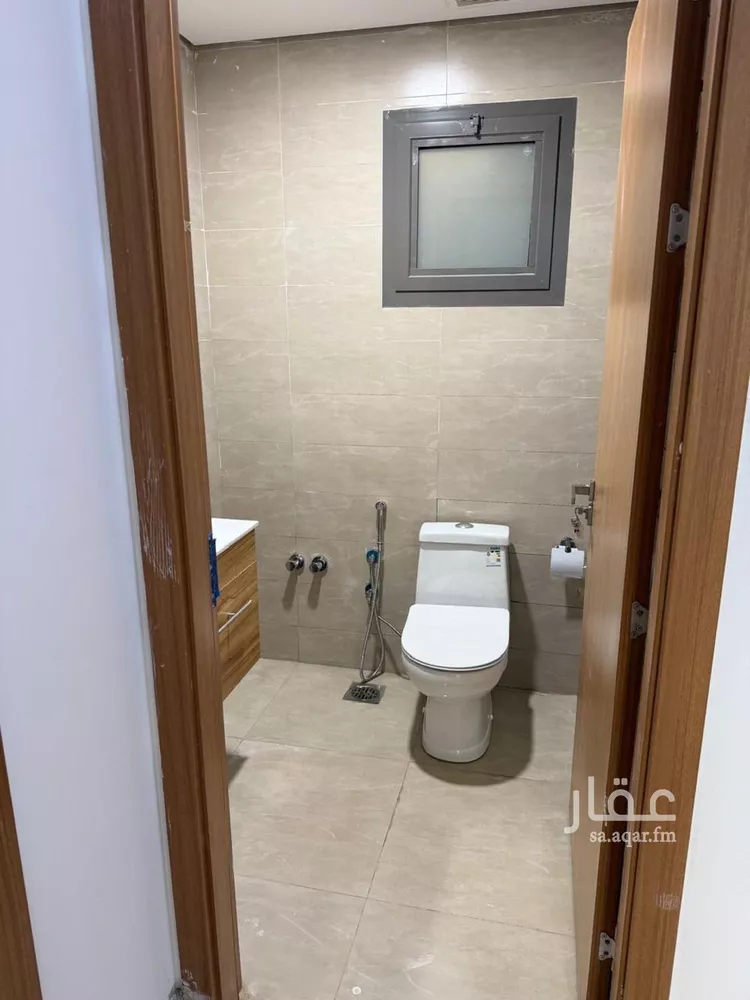 فيلا للإيجار في شارع 580, حي مطار الملك خالد الدولي, مدينة الرياض, منطقة الرياض صورة 2