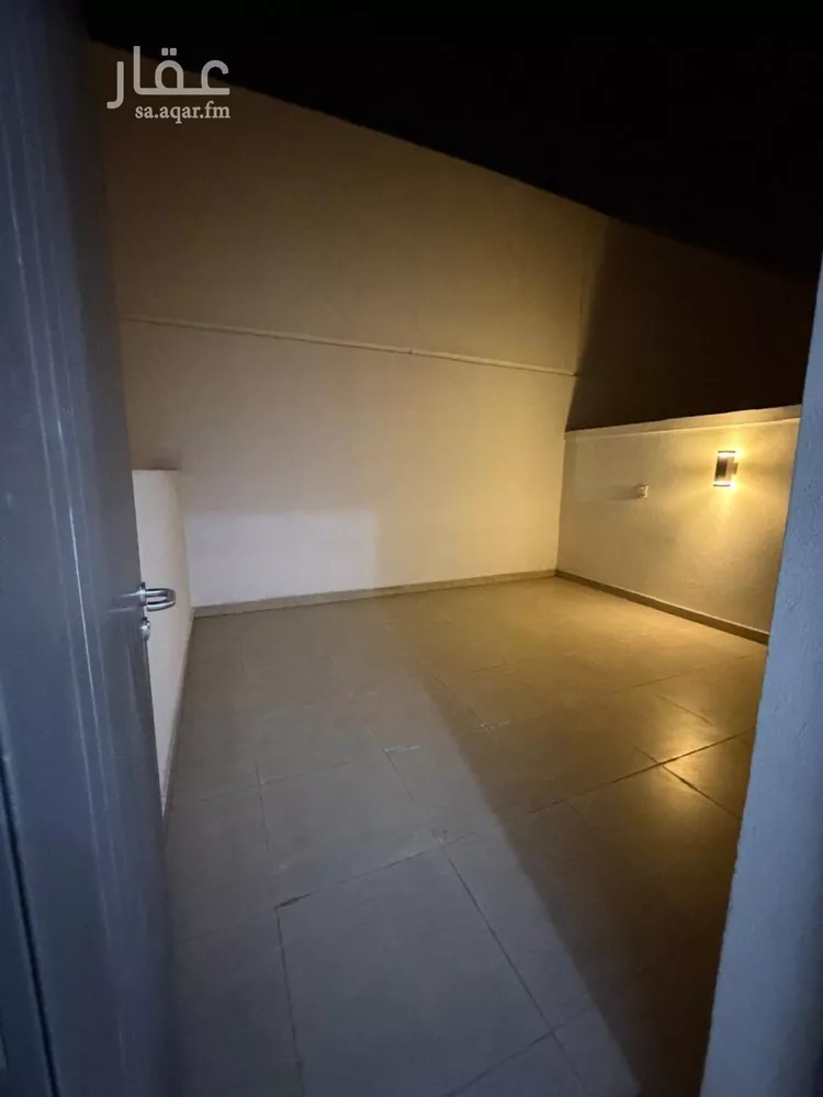 فيلا للإيجار في شارع 580, حي مطار الملك خالد الدولي, مدينة الرياض, منطقة الرياض صورة 3