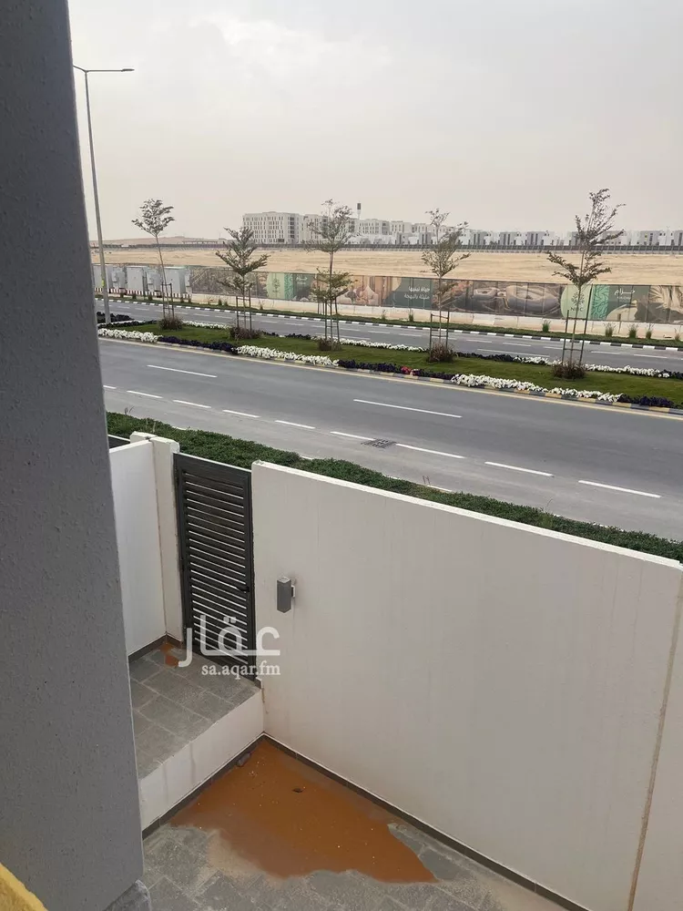 فيلا للإيجار في شارع أبي الحسن الكعكي, حي مطار الملك خالد الدولي, مدينة الرياض, منطقة الرياض صورة 2