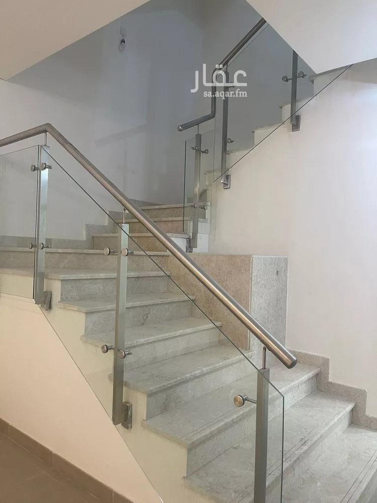 فيلا للإيجار في شارع عبدالحق الجاوي, حي مطار الملك خالد الدولي, مدينة الرياض, منطقة الرياض صورة 5