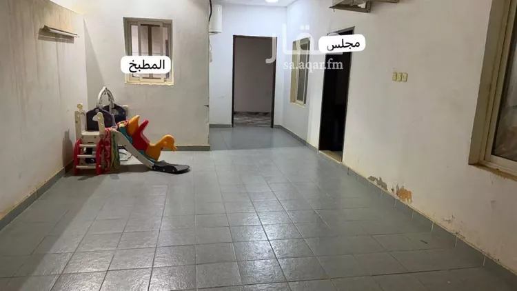 فيلا للبيع في شارع الامام الدليمي, حي النهضة, مدينة الرياض, منطقة الرياض صورة 2