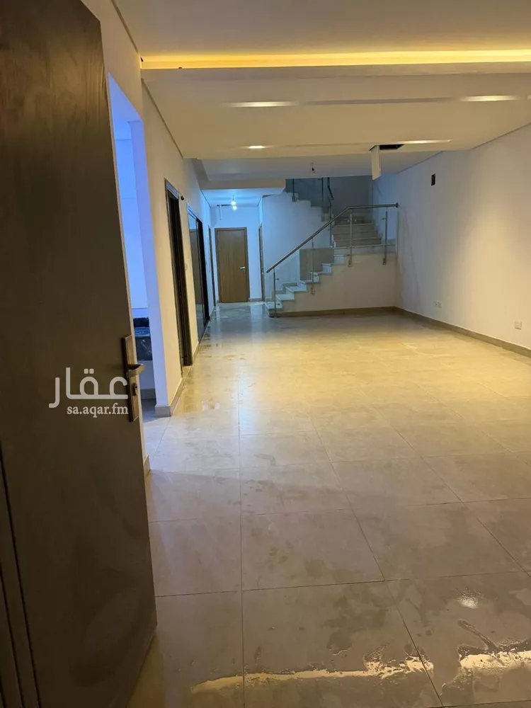 فيلا للإيجار في شارع 580, حي مطار الملك خالد الدولي, مدينة الرياض, منطقة الرياض صورة 5