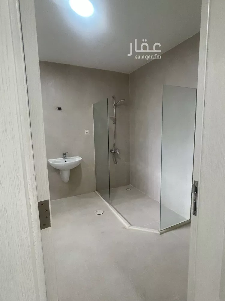 فيلا للإيجار في شارع 580, حي مطار الملك خالد الدولي, مدينة الرياض, منطقة الرياض صورة 4