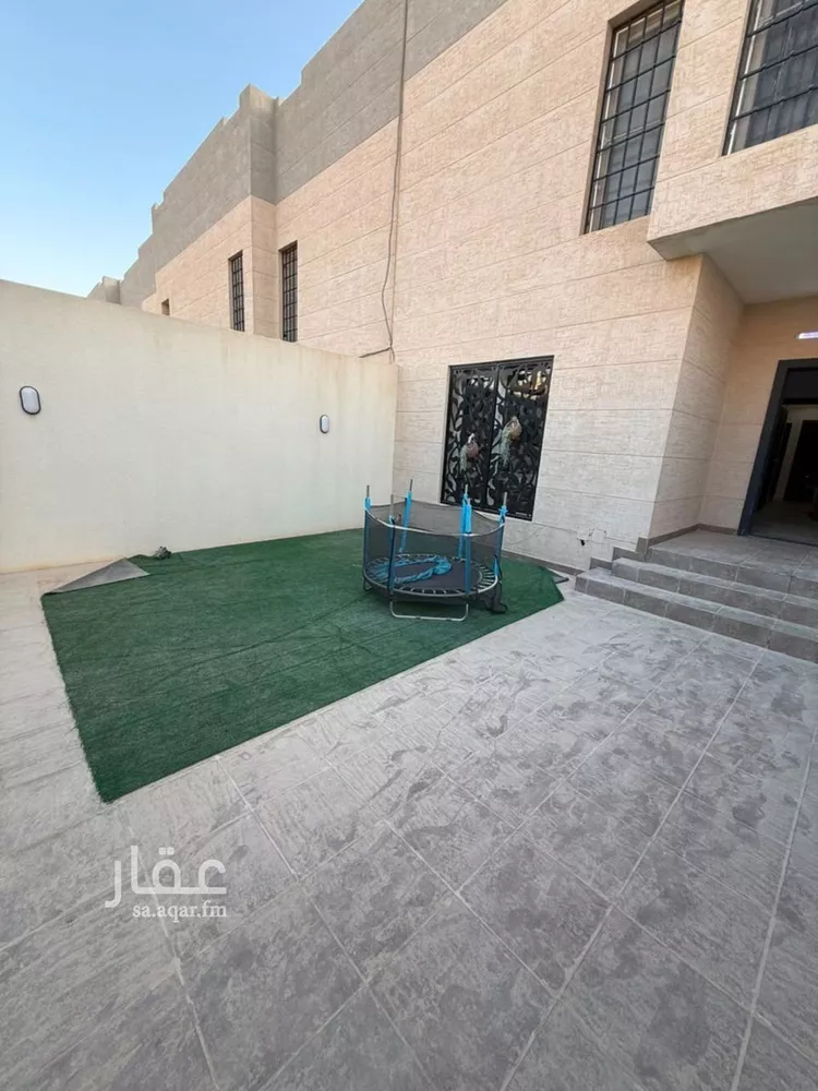 فيلا للإيجار في شارع 580, حي مطار الملك خالد الدولي, مدينة الرياض, منطقة الرياض