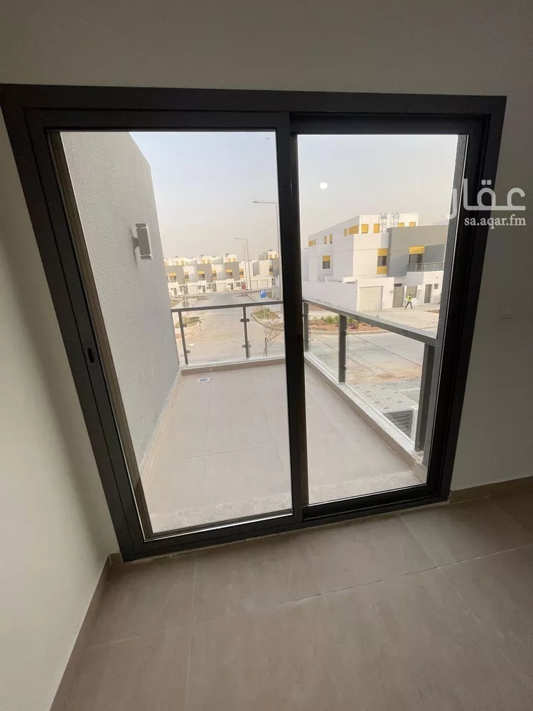 فيلا للإيجار في شارع 580, حي مطار الملك خالد الدولي, مدينة الرياض, منطقة الرياض صورة 3
