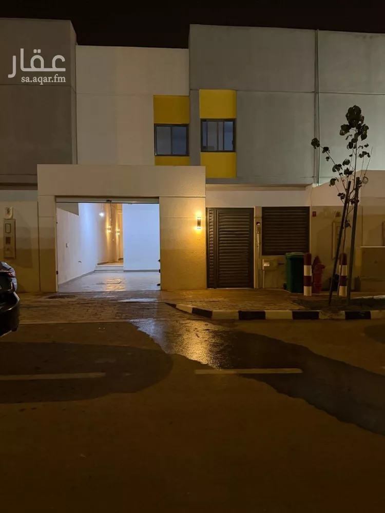 فيلا للإيجار في شارع 580, حي مطار الملك خالد الدولي, مدينة الرياض, منطقة الرياض