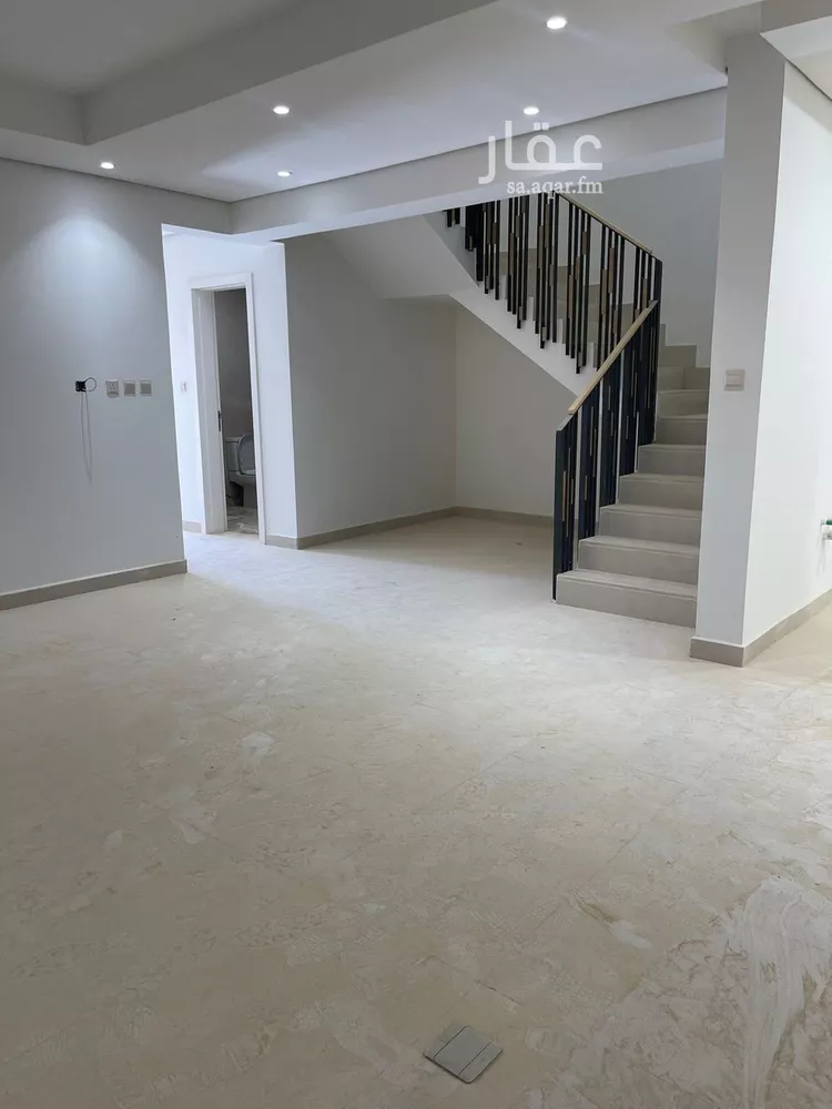 فيلا للإيجار في شارع أبي الحسن الكعكي, حي مطار الملك خالد الدولي, مدينة الرياض, منطقة الرياض