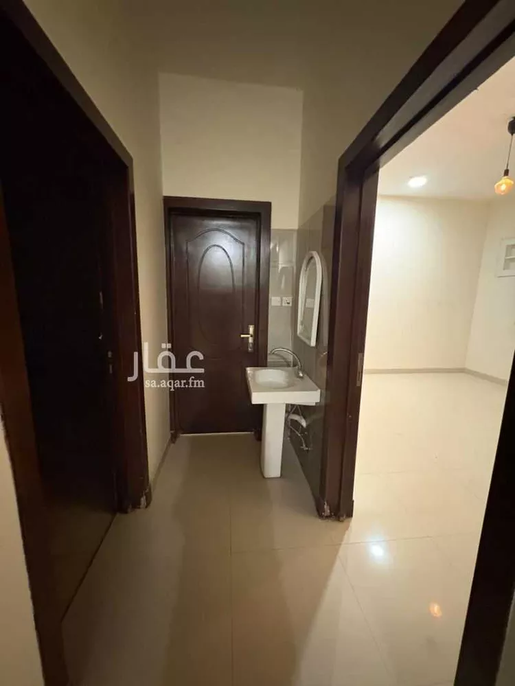 شقة للإيجار في شارع ابن كثير المكي, حي عكاظ, مدينة الرياض, منطقة الرياض صورة 3