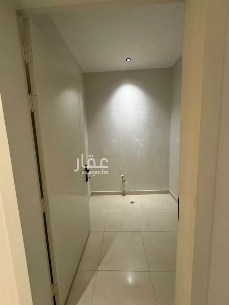 شقة للإيجار في حي عكاظ, مدينة الرياض, منطقة الرياض صورة 3