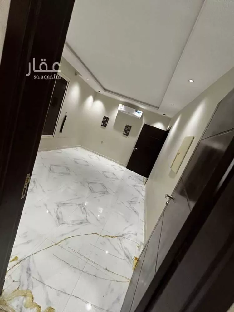 فيلا للبيع في شارع طلحة الصالحاني, حي عكاظ, مدينة الرياض, منطقة الرياض صورة 5