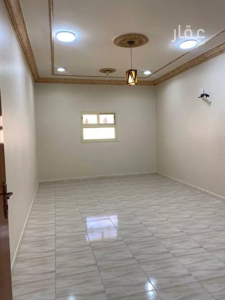شقة للإيجار في شارع شرحبيل بن سعد, حي الشرف, مدينة خميس مشيط, منطقة عسير صورة 2