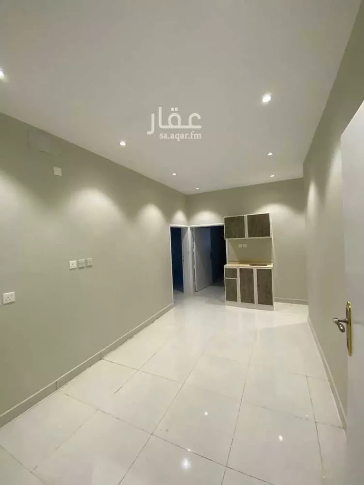 عمارة للإيجار في شارع اوس ابن الصامت ابن قيس, حي الرصراص 1, مدينة خميس مشيط, منطقة عسير صورة 4