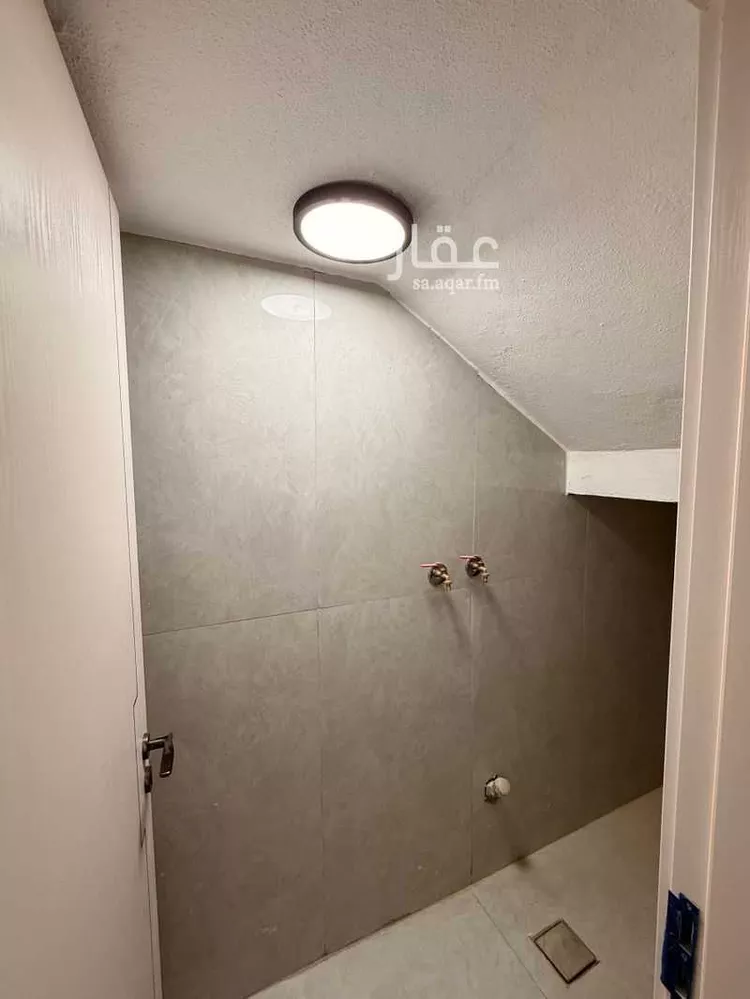 فيلا للبيع في شارع إبراهيم بن حسين, حي الرمال, مدينة الرياض, منطقة الرياض صورة 4