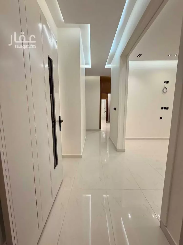 دور للبيع في شارع الرايه, حي الندوة, مدينة الرياض, منطقة الرياض صورة 3