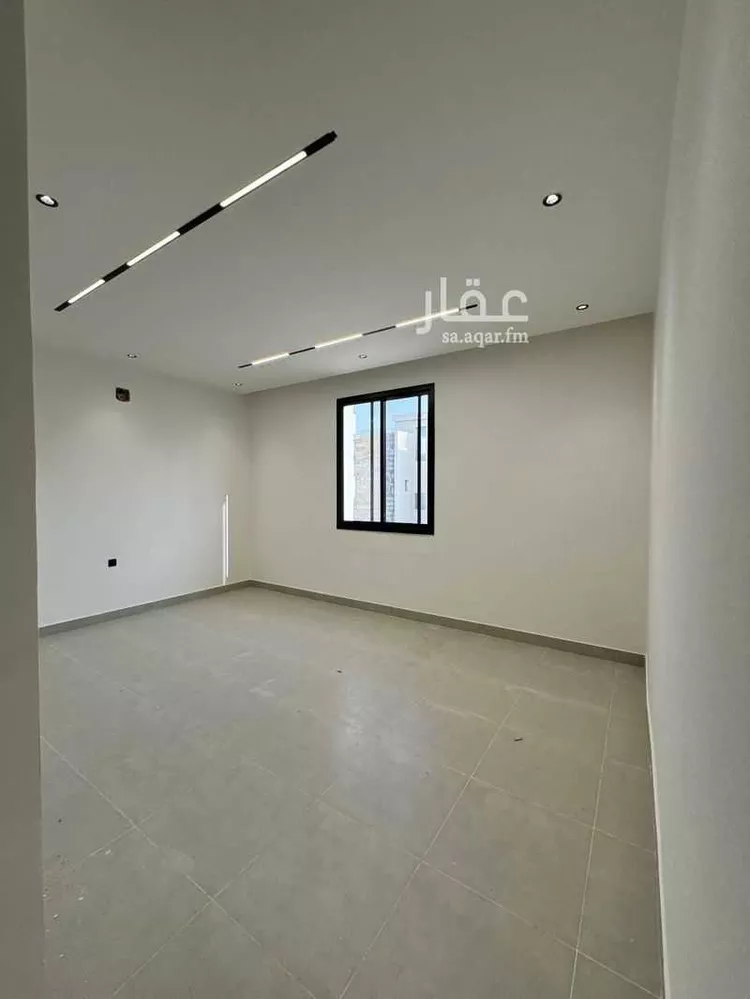 دور للبيع في شارع العاصي, حي طيبة, مدينة الرياض, منطقة الرياض صورة 5