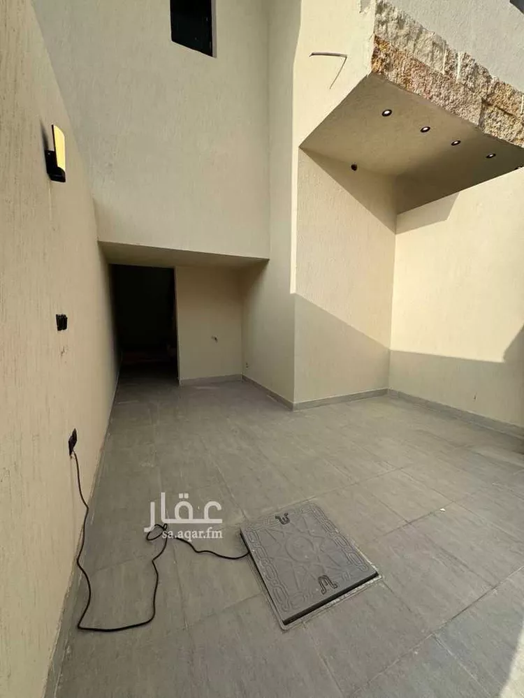 دور للبيع في شارع العاصي, حي طيبة, مدينة الرياض, منطقة الرياض صورة 2